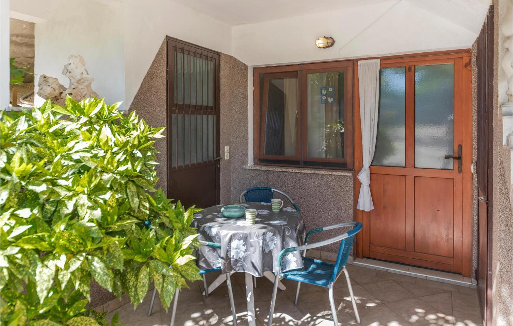 Awesome Studio In Pula With Wifi Exterior photo